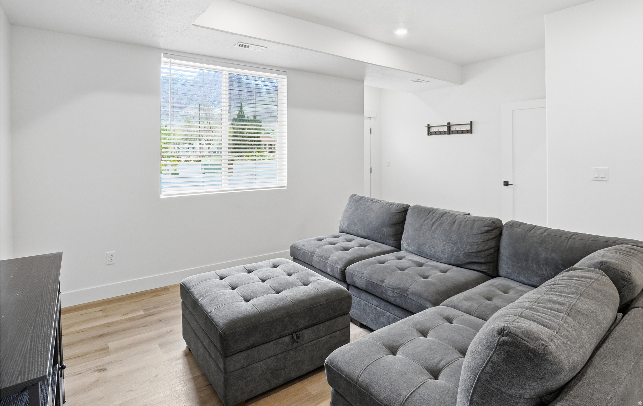 THE OVERLOOK AT 16TH TOWNHOMES - Residential