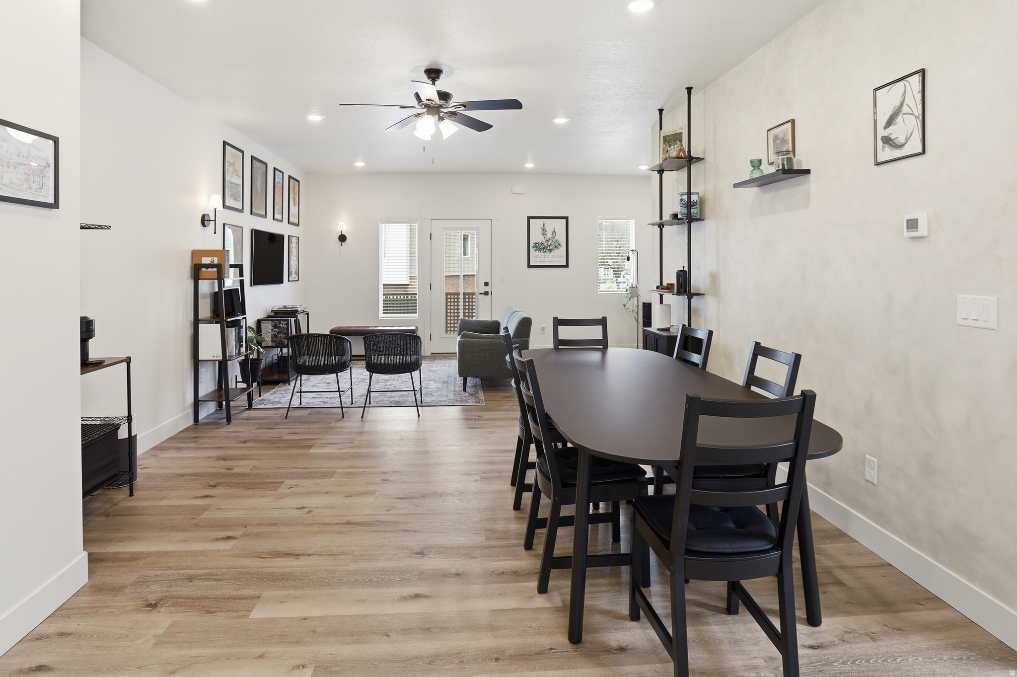 THE OVERLOOK AT 16TH TOWNHOMES - Residential