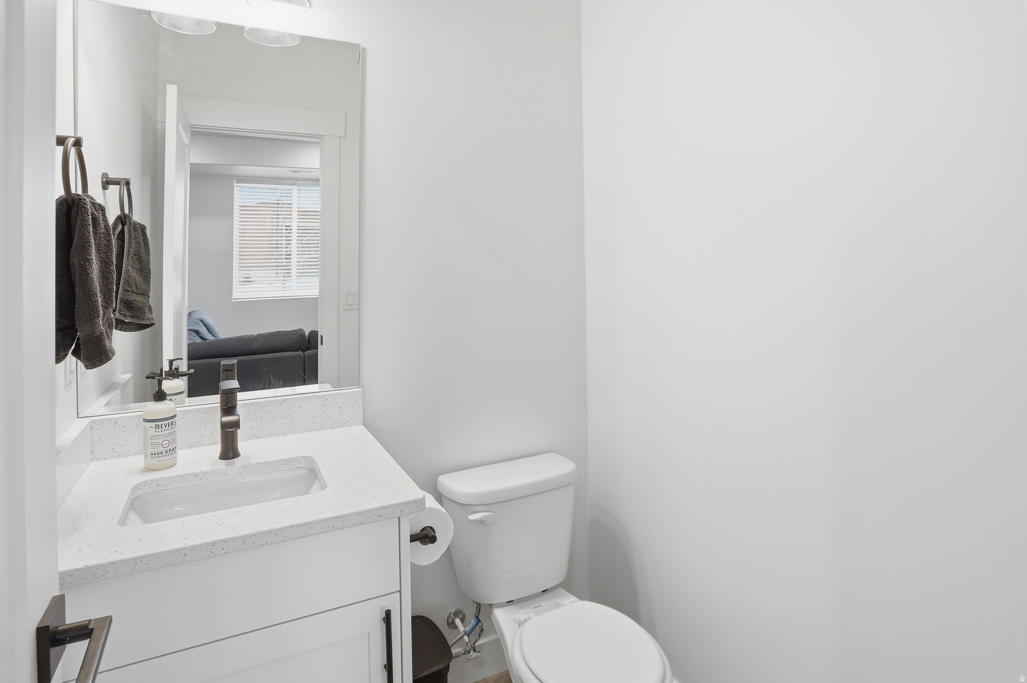 THE OVERLOOK AT 16TH TOWNHOMES - Residential