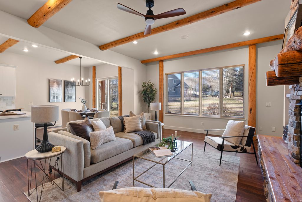 Photo of 92 W VILLAGE CT, Midway, UT 84049 (MLS # 2143791)