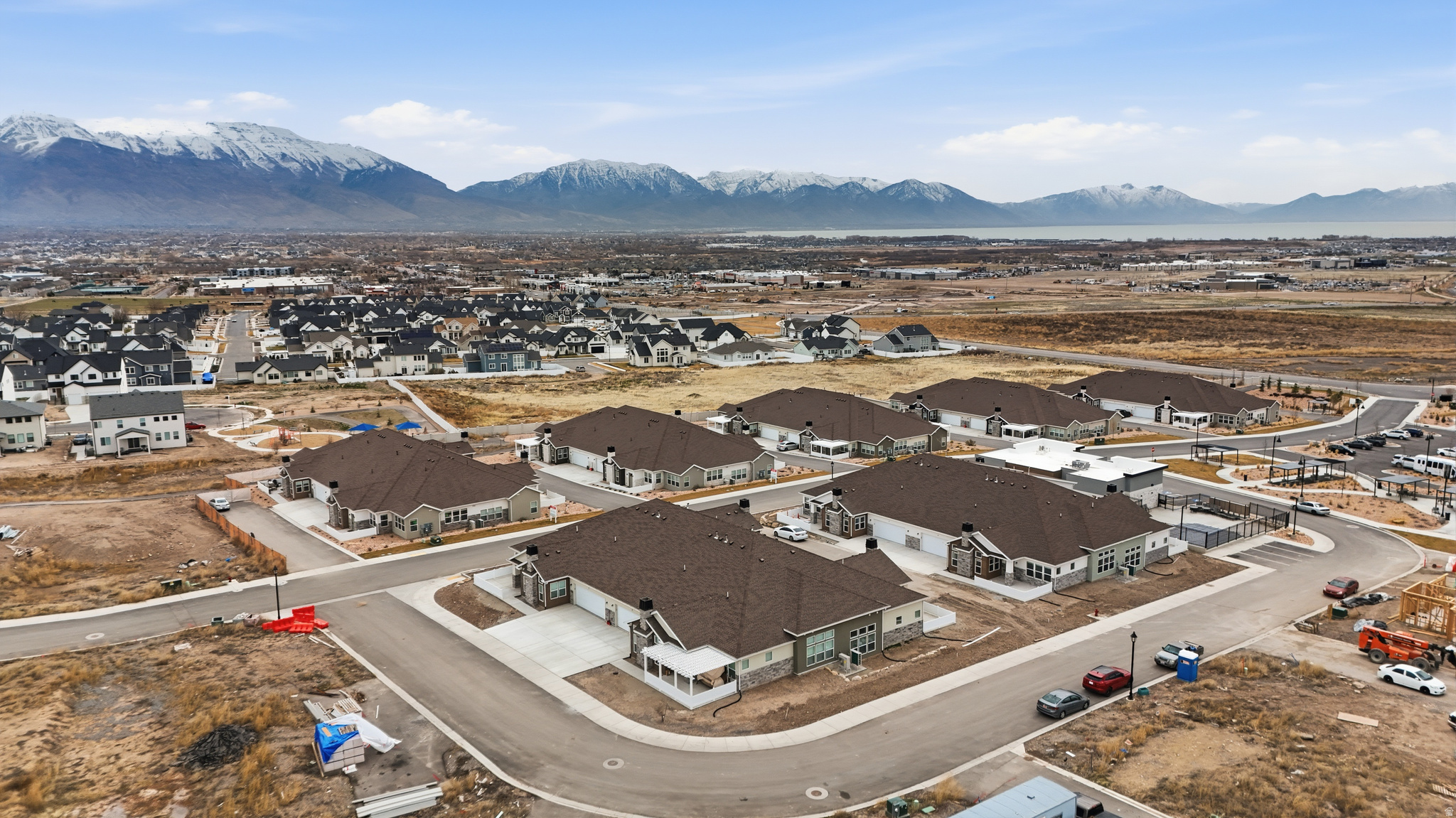 SARATOGA VIEW - Residential