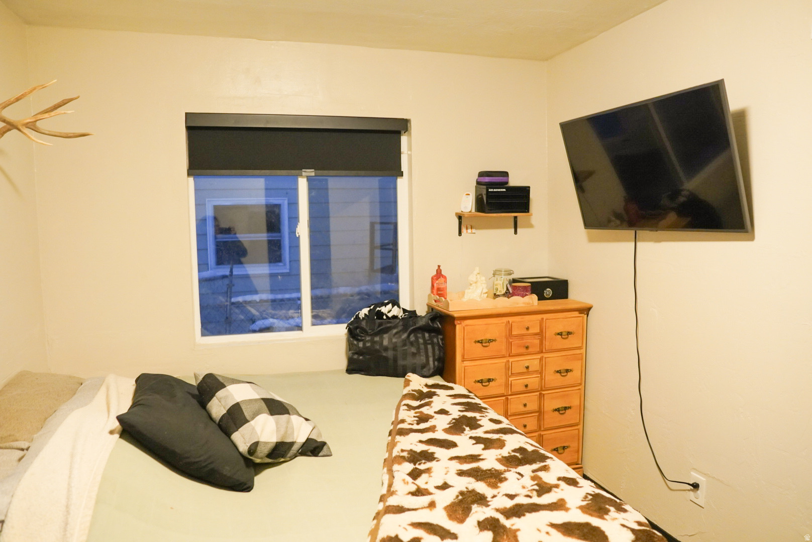 LOVERS DELIGHT - Residential