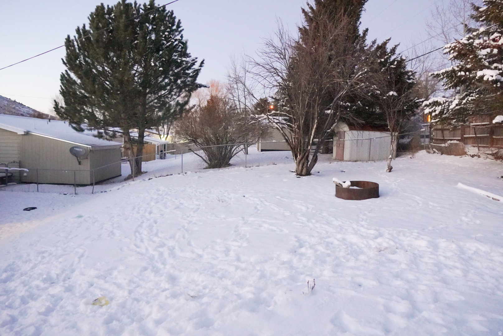 LOVERS DELIGHT - Residential