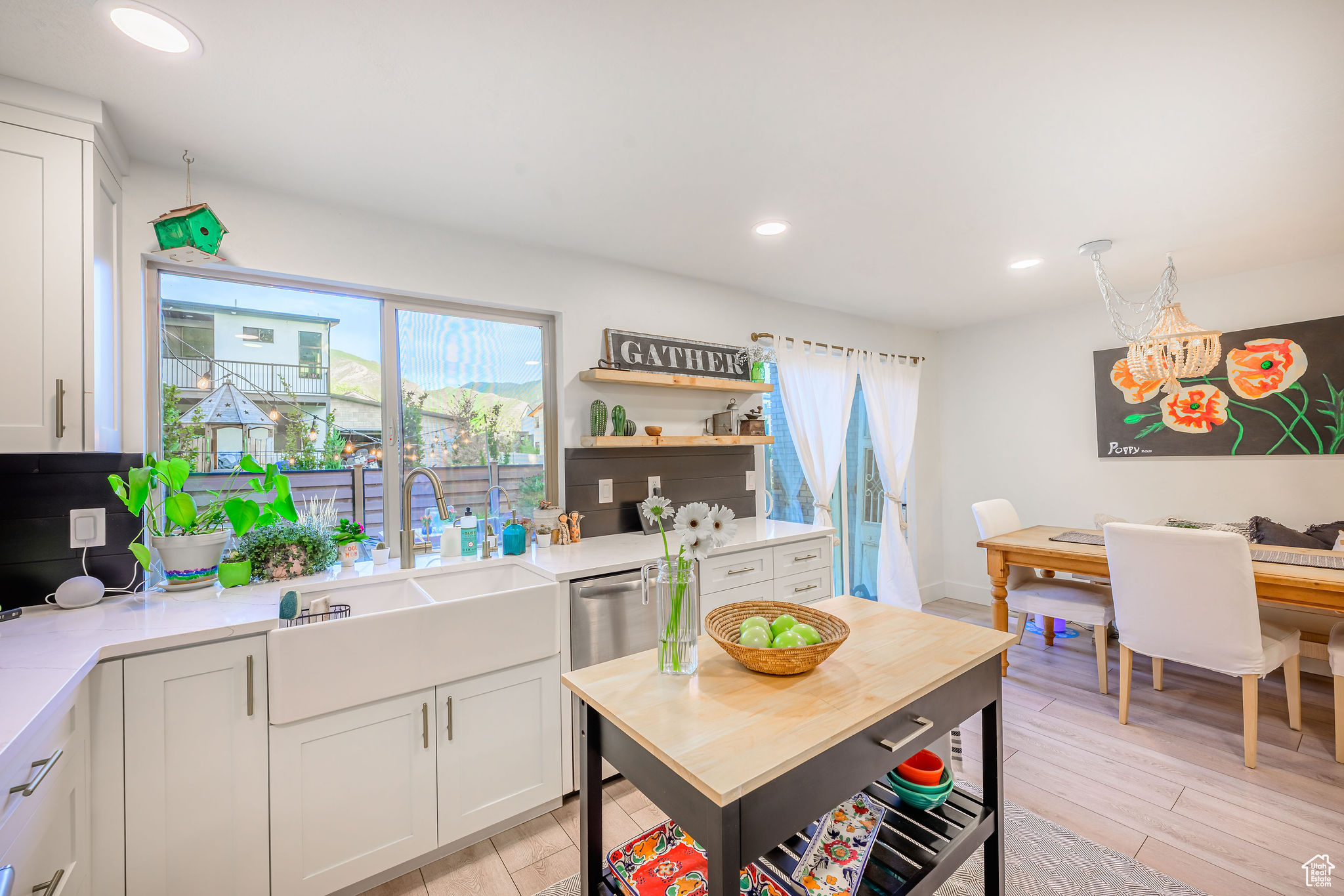 ALVERA CONDM - Residential