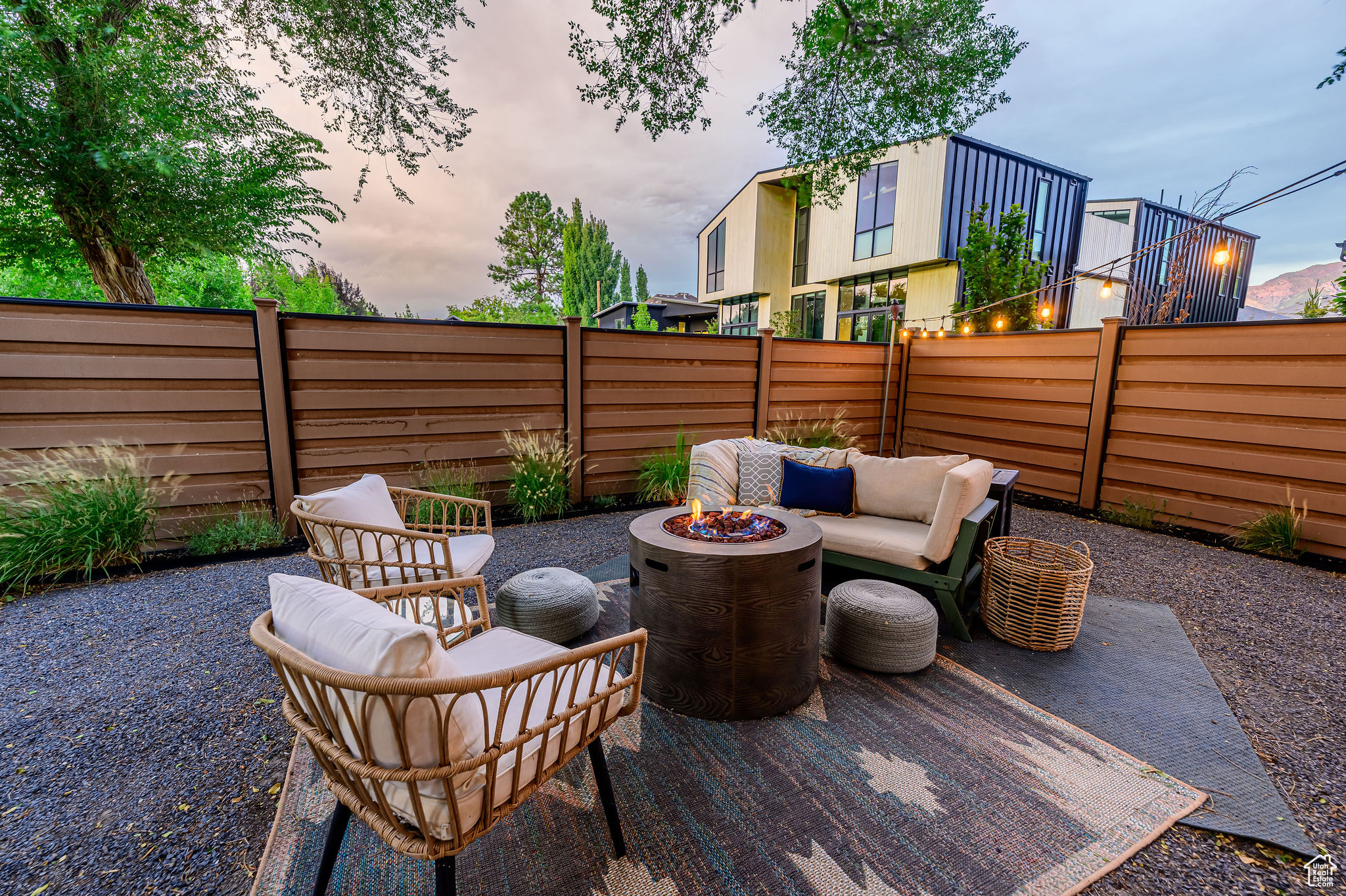 ALVERA CONDM - Residential