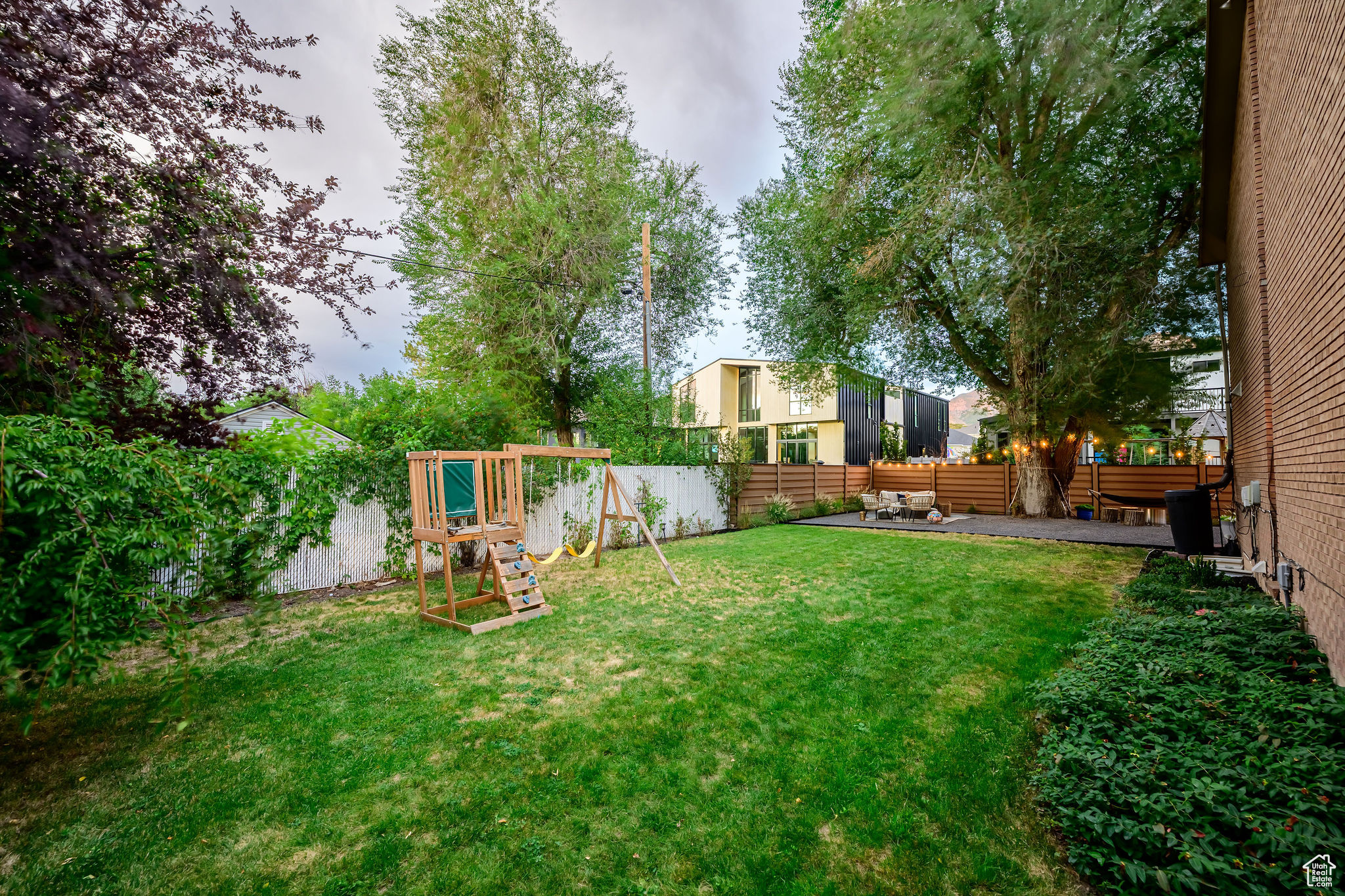 ALVERA CONDM - Residential