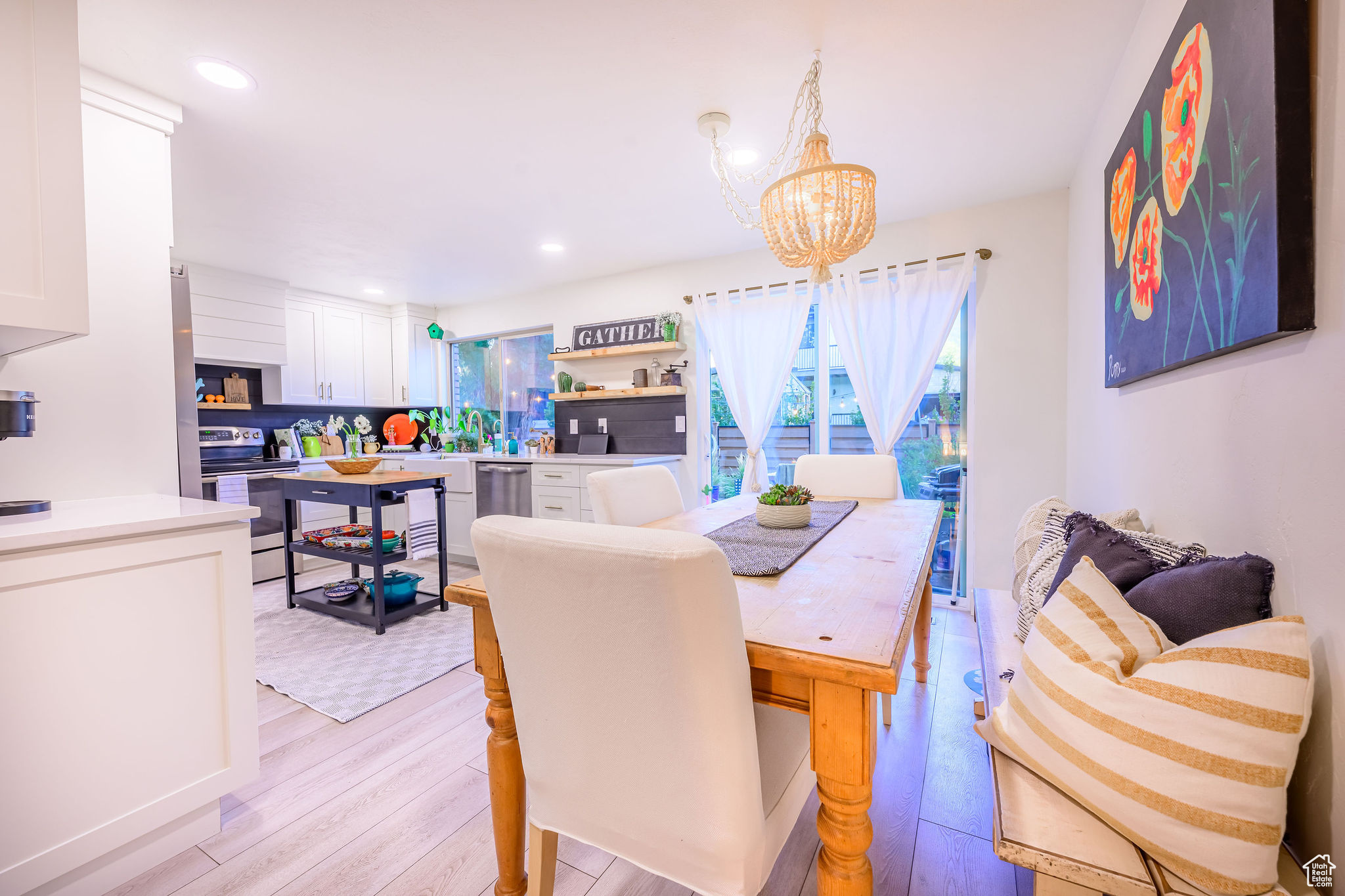 ALVERA CONDM - Residential