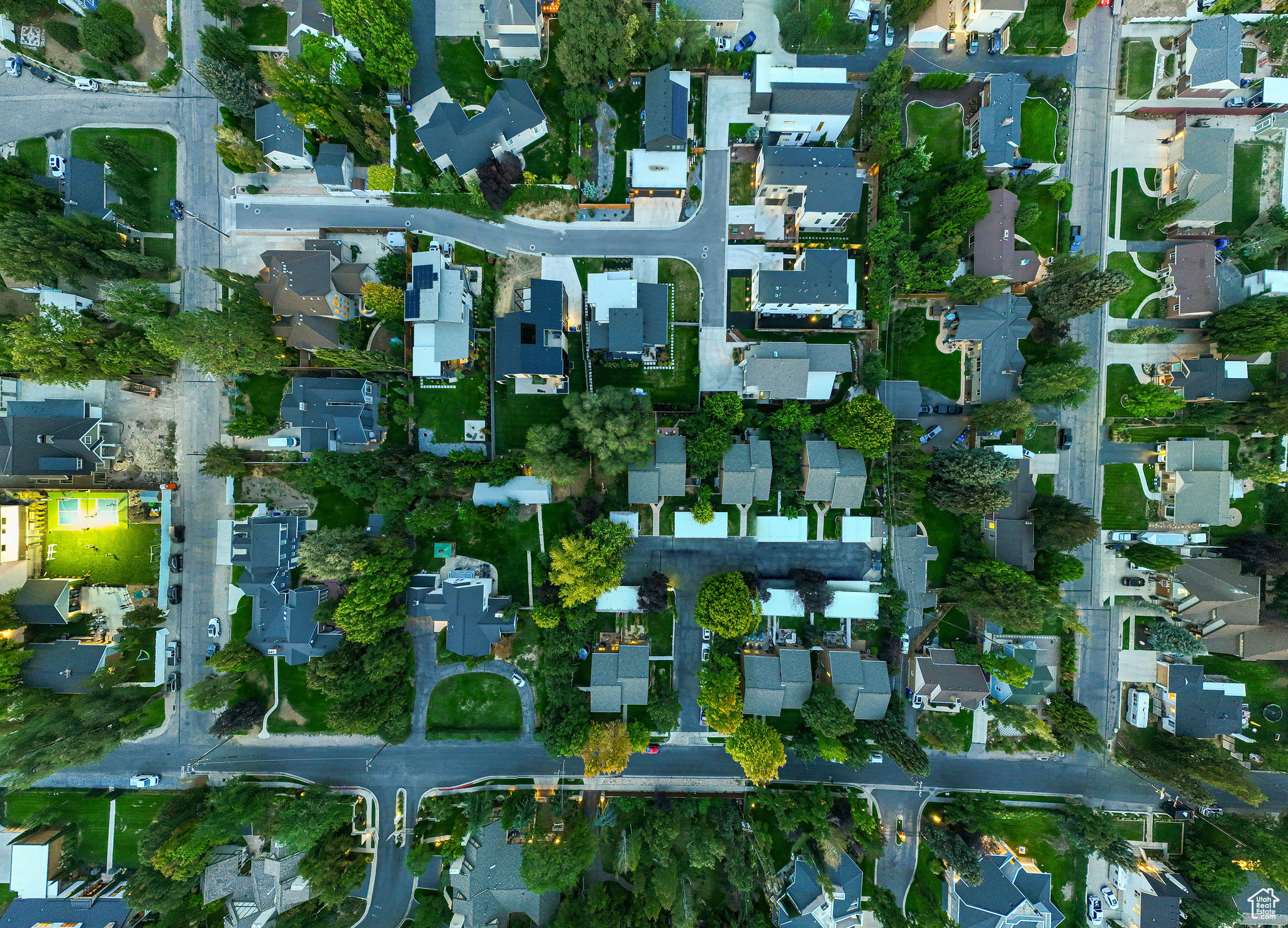 ALVERA CONDM - Residential