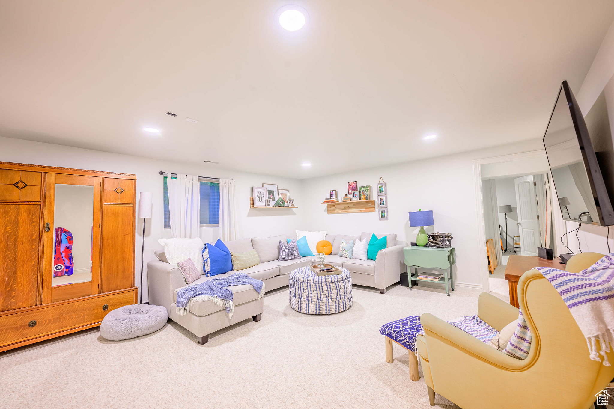 ALVERA CONDM - Residential