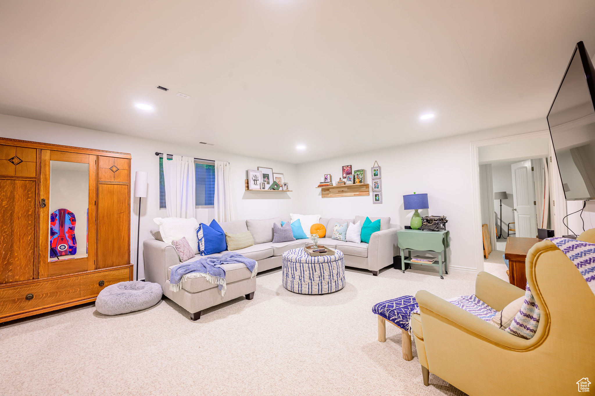 ALVERA CONDM - Residential