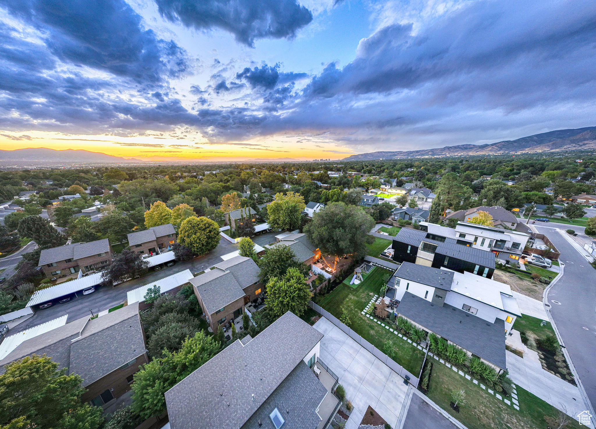 ALVERA CONDM - Residential