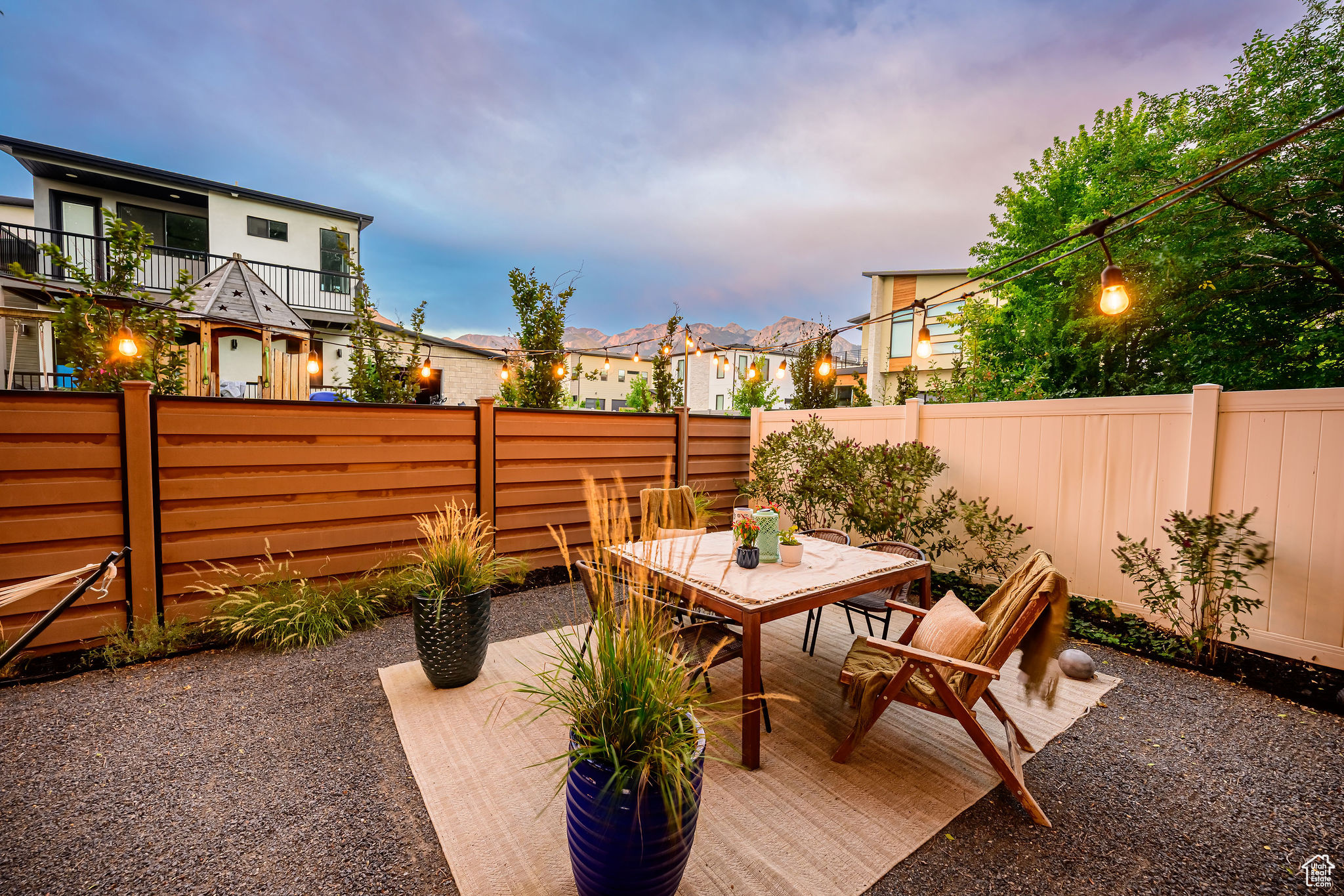 ALVERA CONDM - Residential