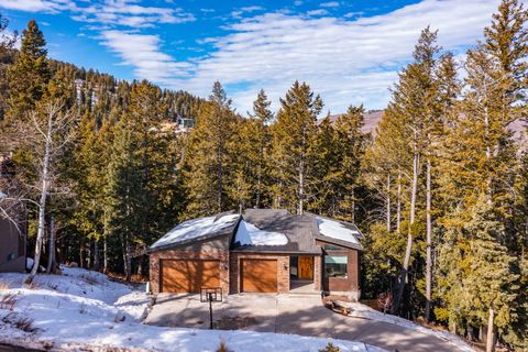 Tiny photo for 80 MATTERHORN DR, Park City, UT 84098 (MLS # 2136373)