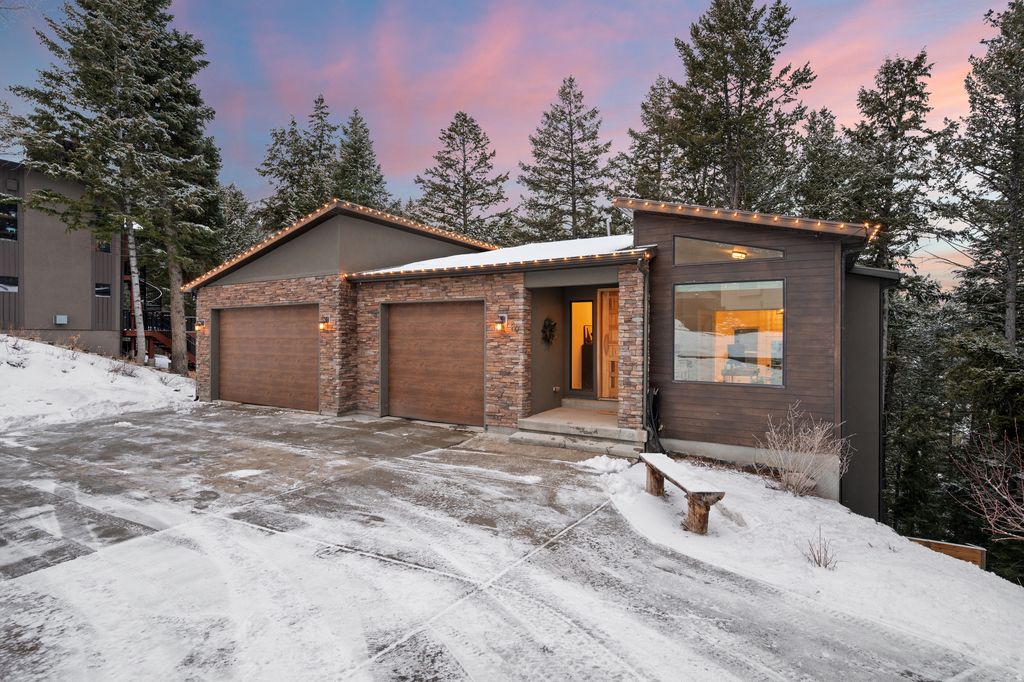 Photo of 80 MATTERHORN DR, Park City, UT 84098 (MLS # 2136373)