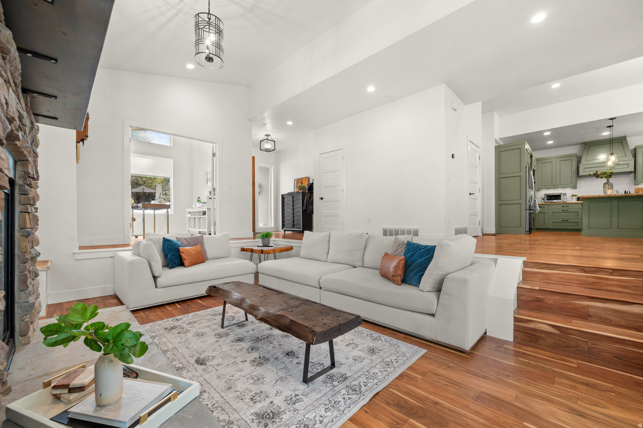 SUMMIT PARK - Residential