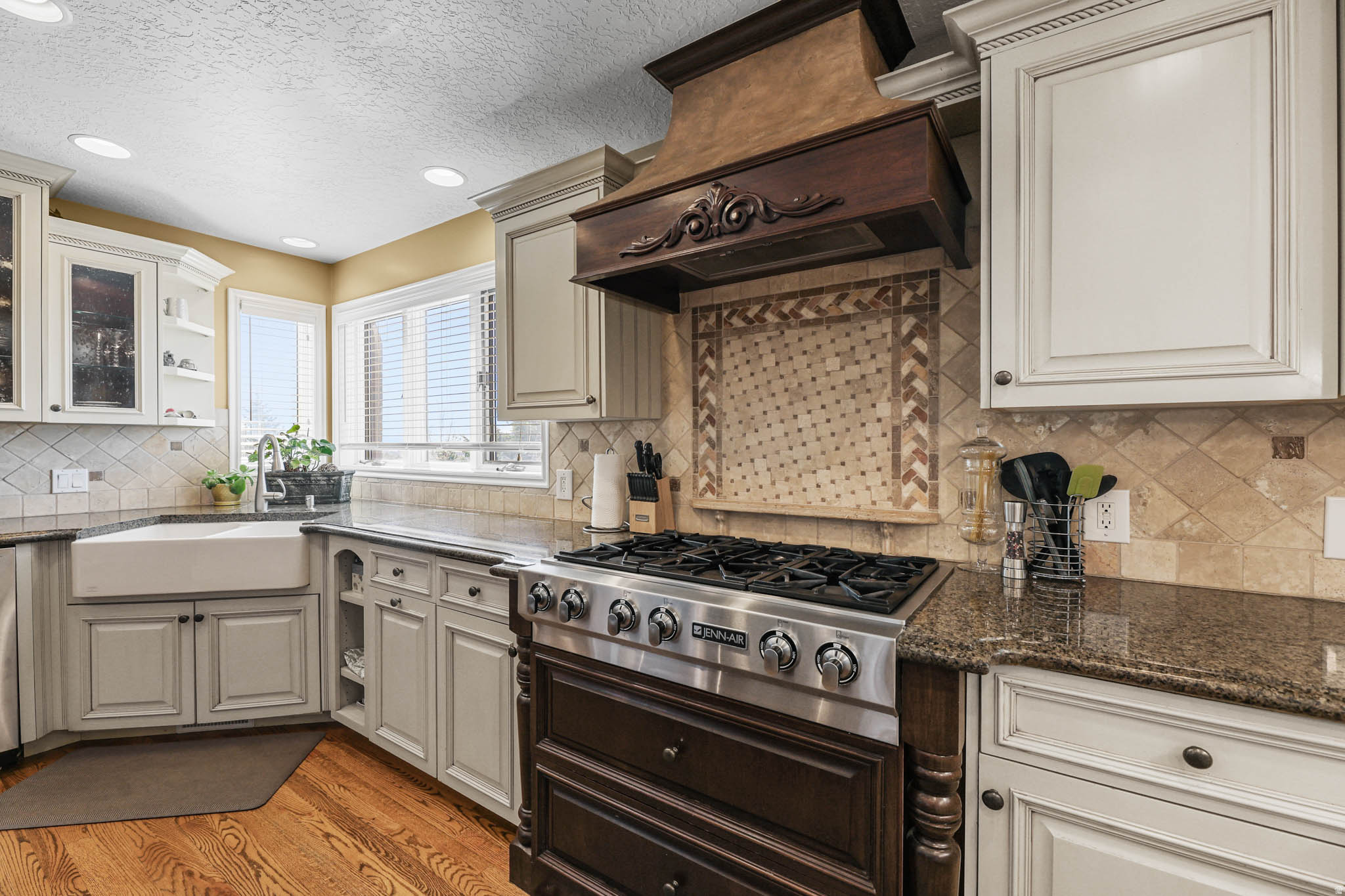 SHADOW VALLEY ESTATES - Residential