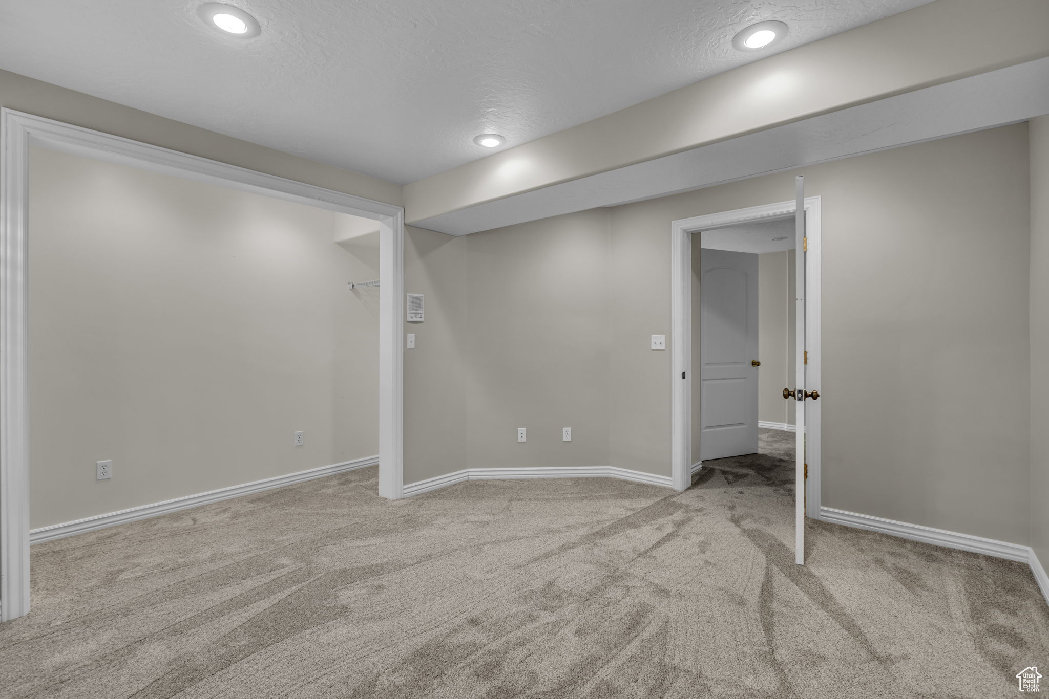 PARK HOLLOW ESTATES - Residential