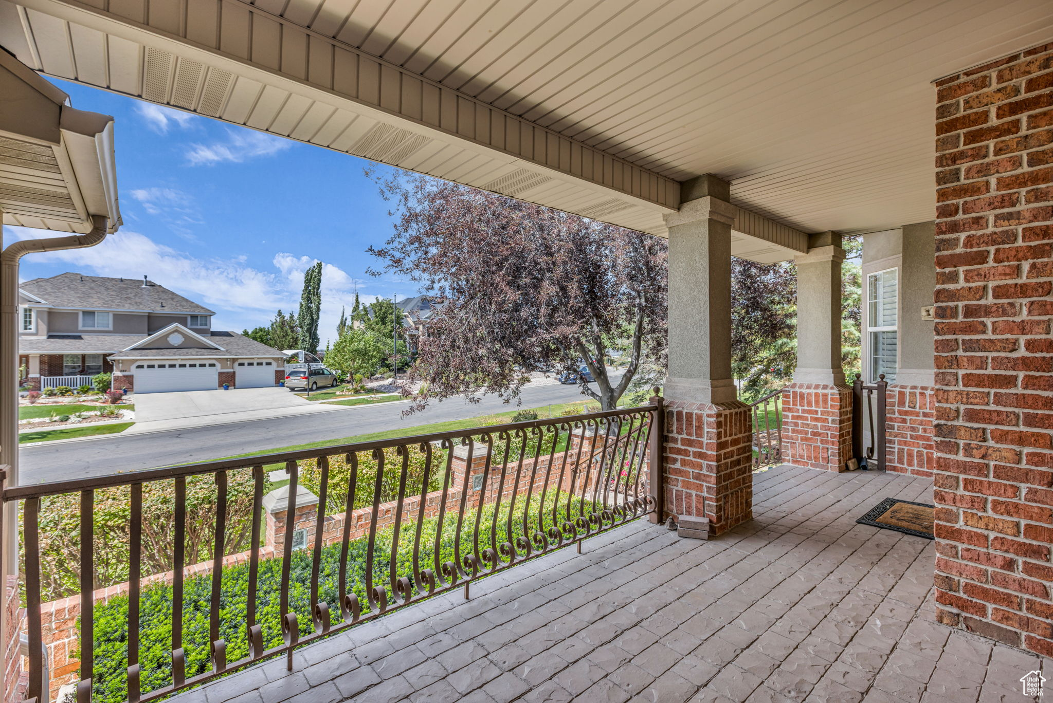 PARK HOLLOW ESTATES - Residential