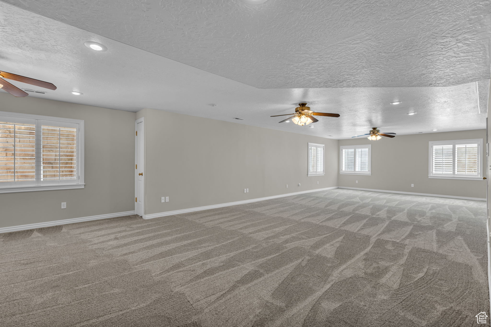 PARK HOLLOW ESTATES - Residential