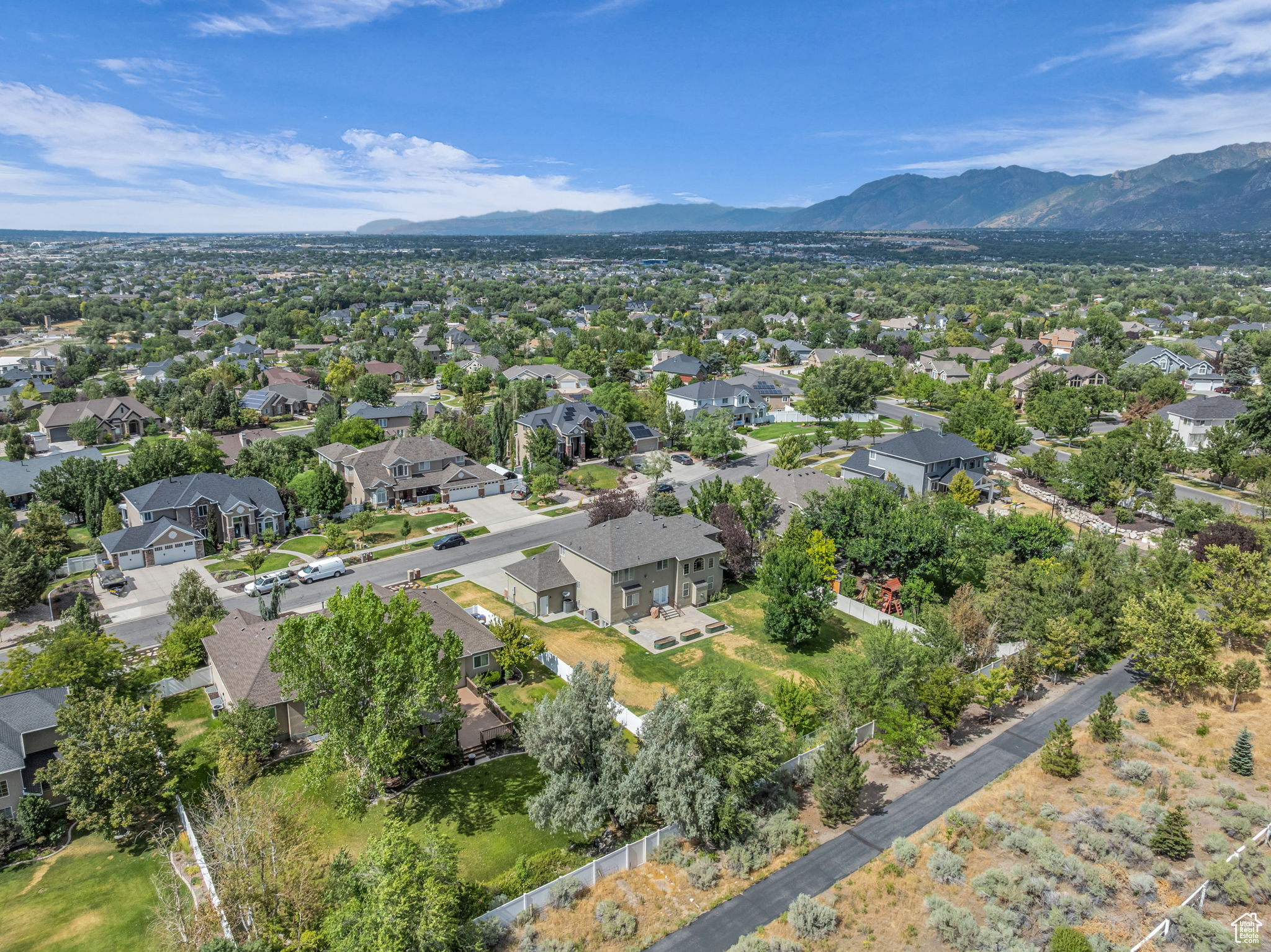 PARK HOLLOW ESTATES - Residential
