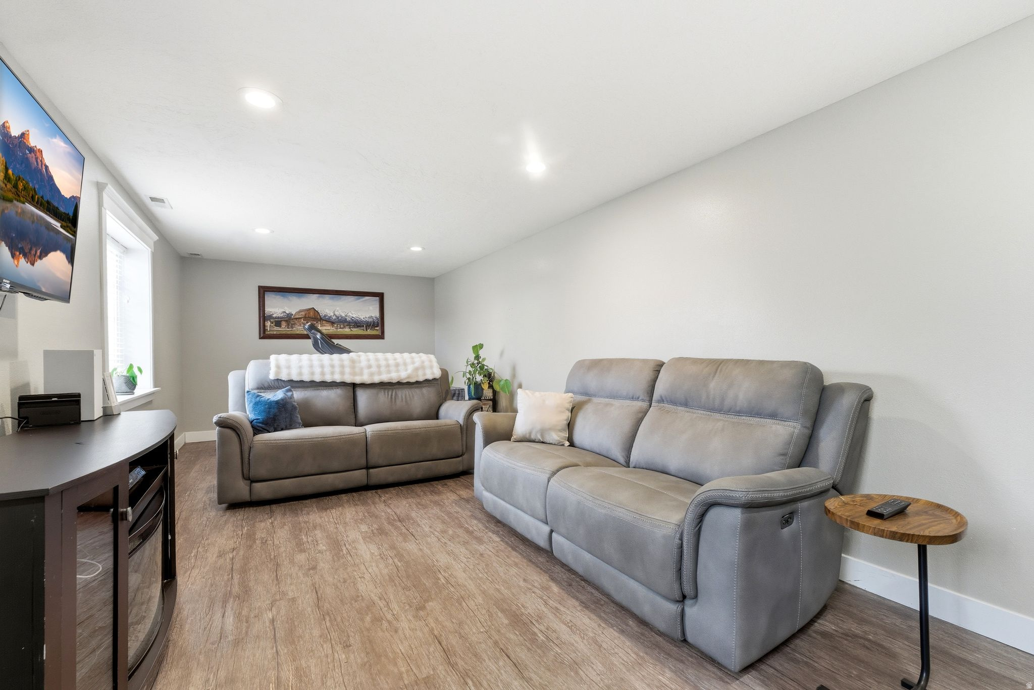 MIDWAY FARMS - Residential