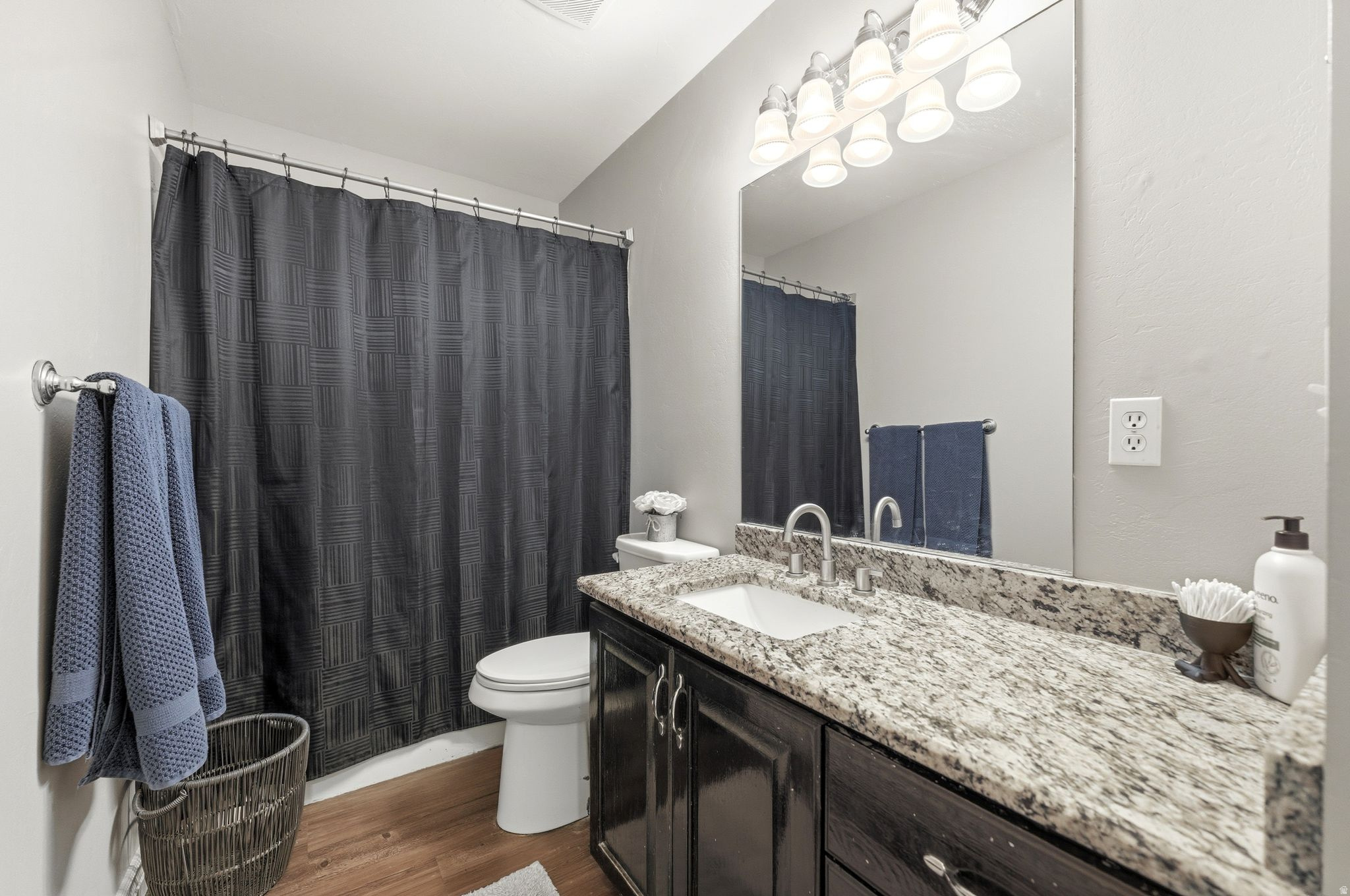 MIDWAY FARMS - Residential