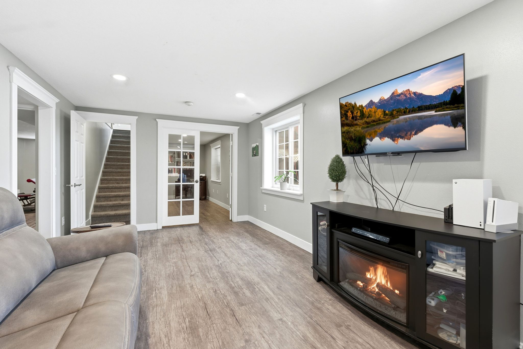 MIDWAY FARMS - Residential