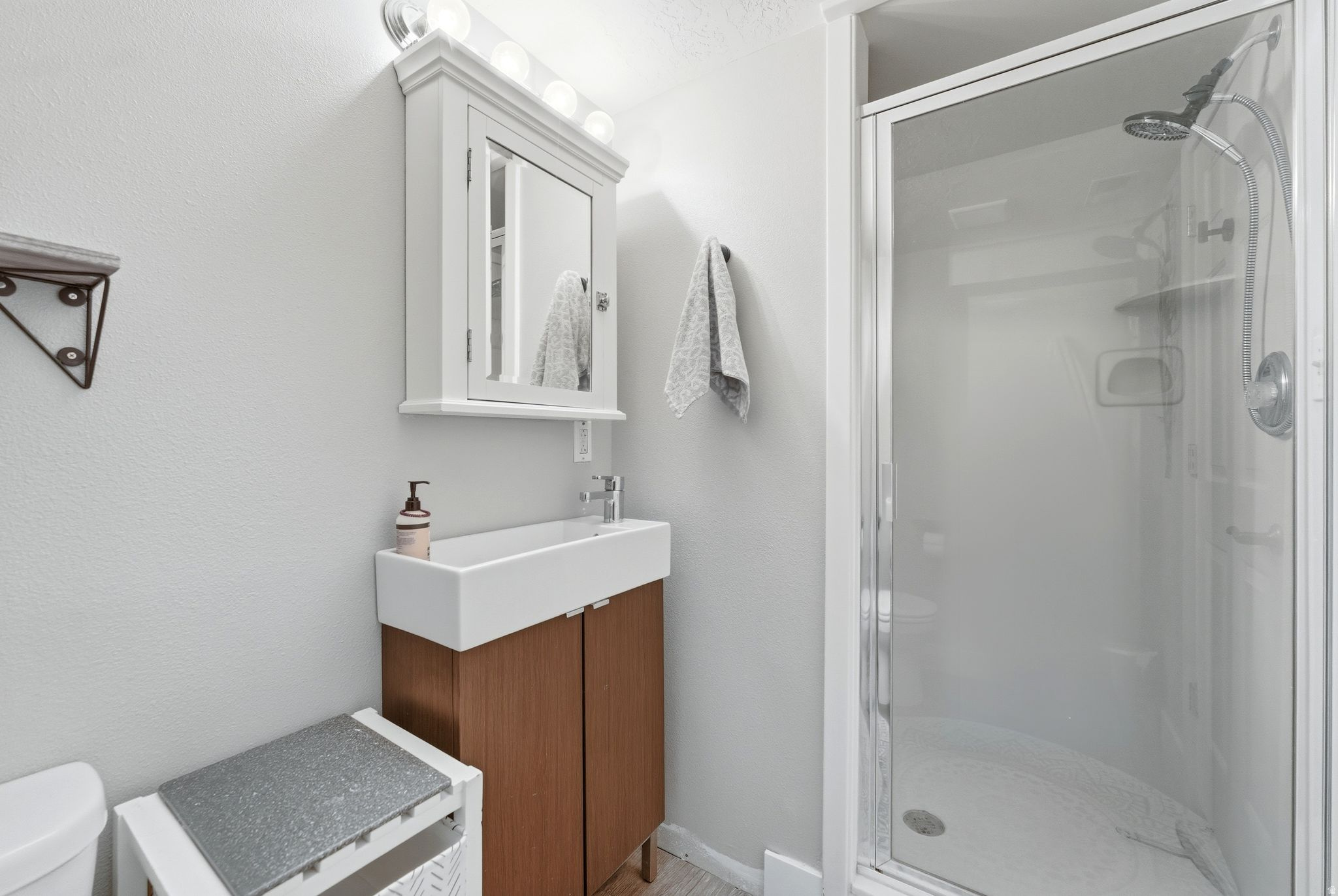 MIDWAY FARMS - Residential