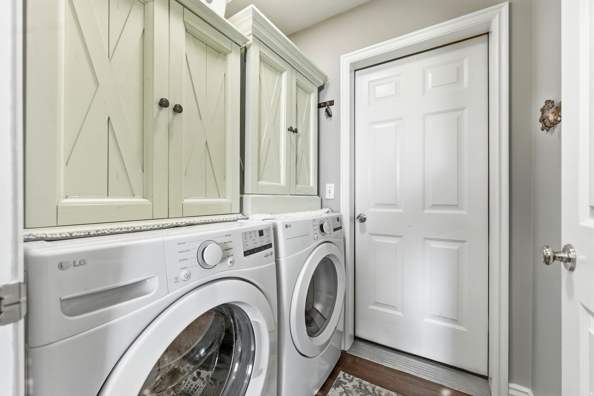 MIDWAY FARMS - Residential