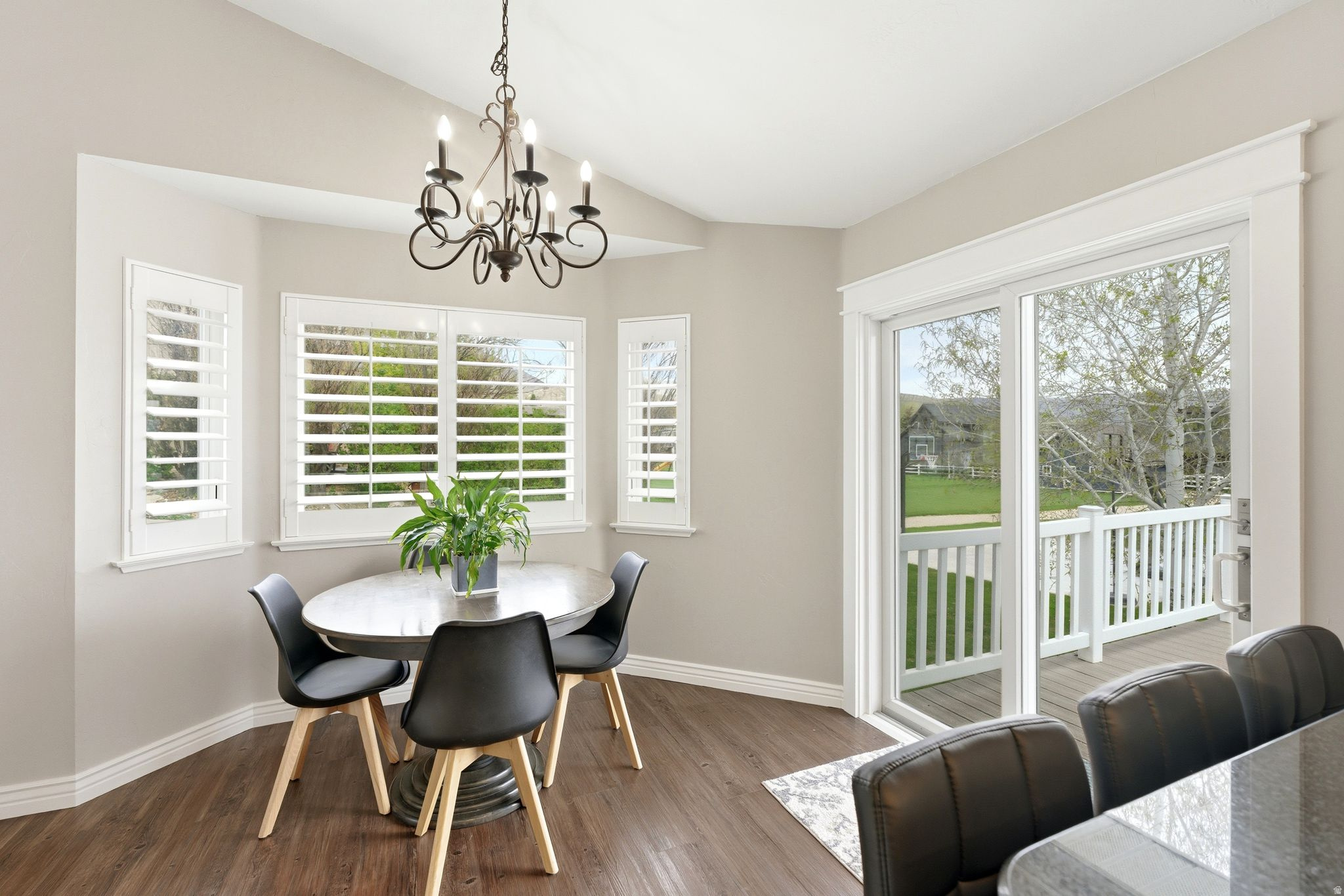 MIDWAY FARMS - Residential