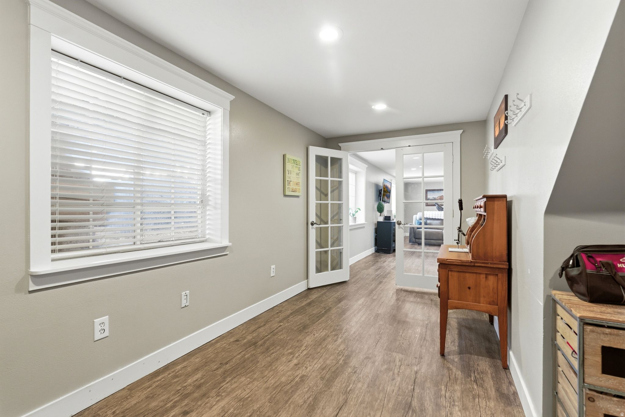 MIDWAY FARMS - Residential