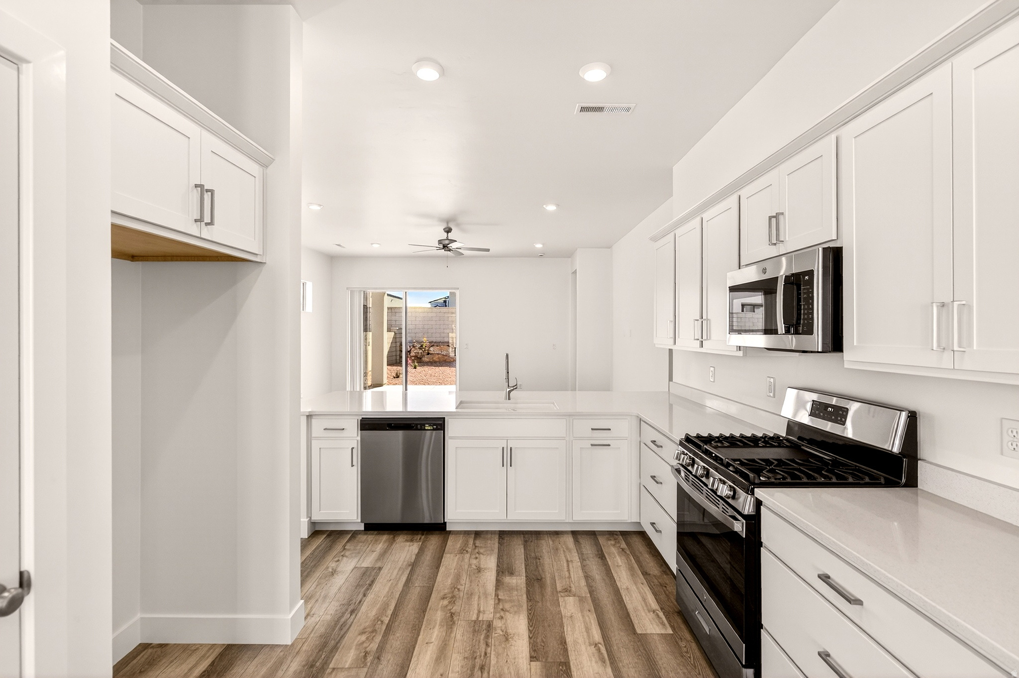 DESERT COLOR/SAGE HAVEN - Residential