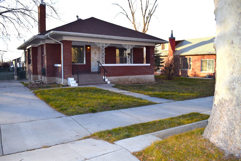Photo of 225 N MAIN ST, Brigham City, UT 84302 (MLS # 2136131)