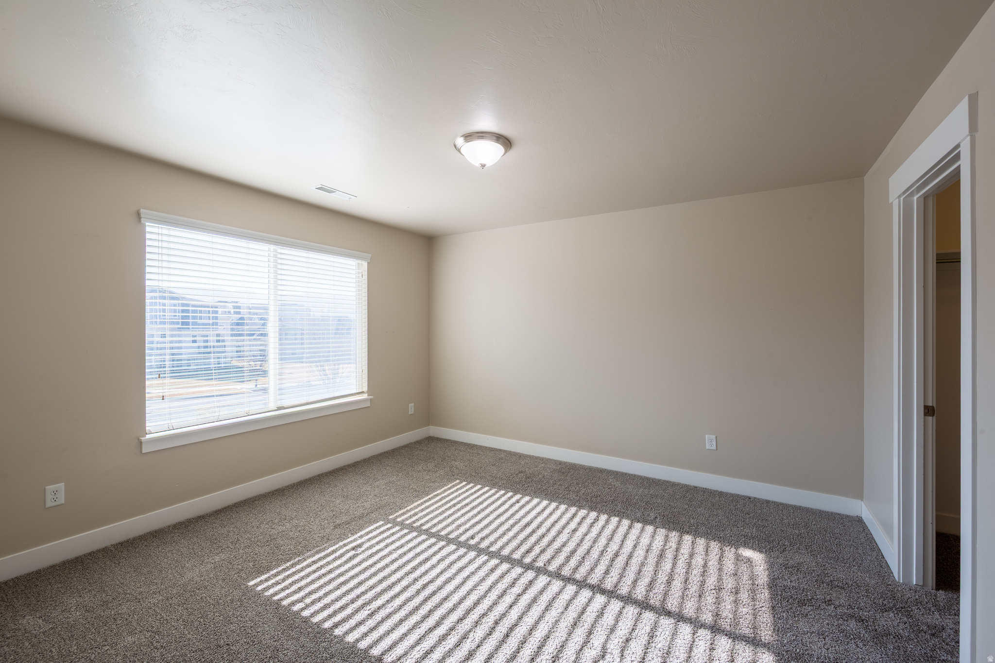 INDEPENDENCE AT POIN - Residential Lease