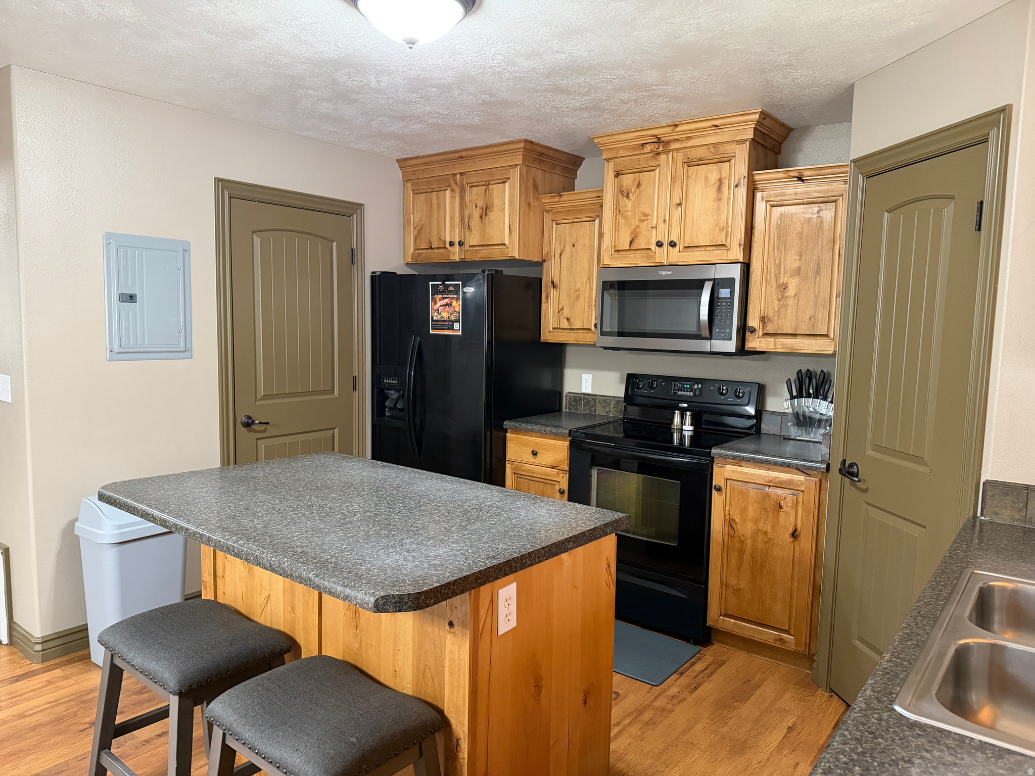 THE MEADOWS - Residential