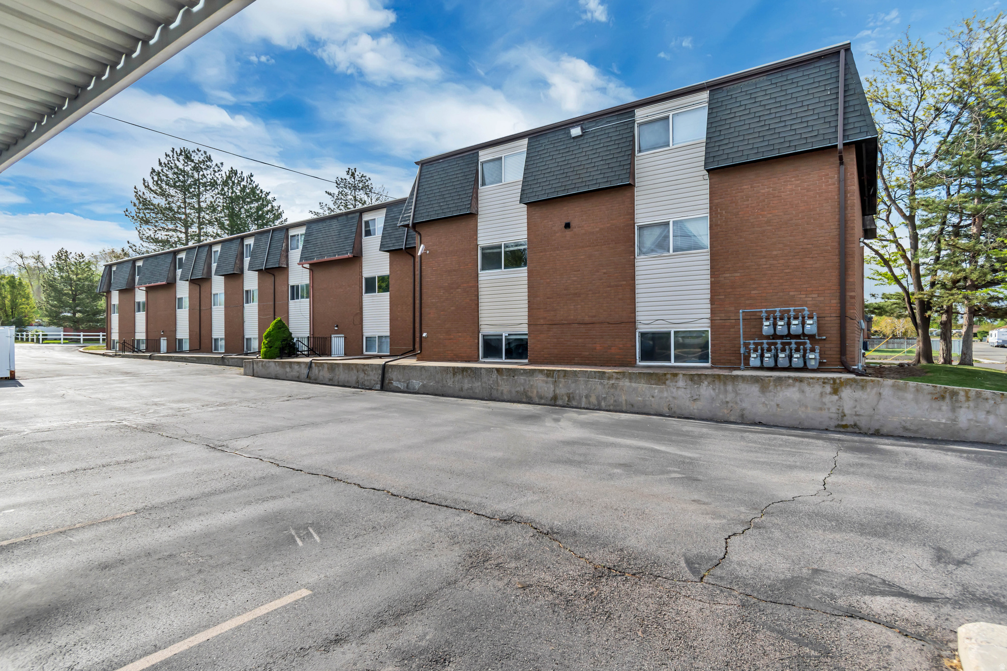 CANTERBURY SQUARE CONDO - Residential