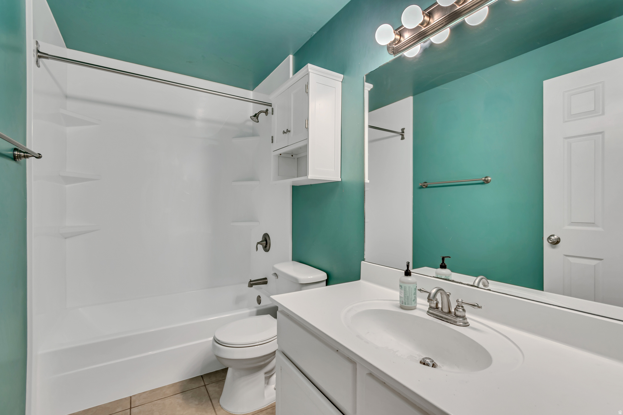 CANTERBURY SQUARE CONDO - Residential