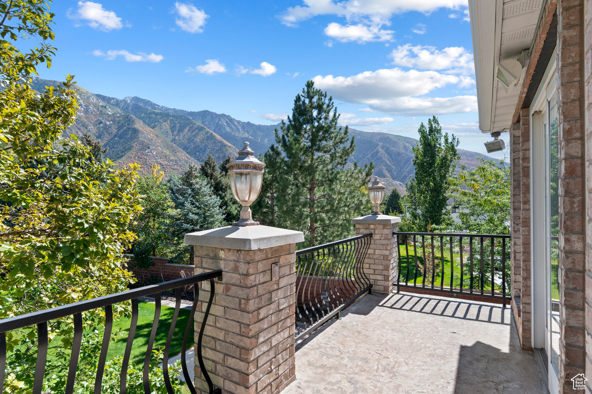 PEPPERWOOD - Residential