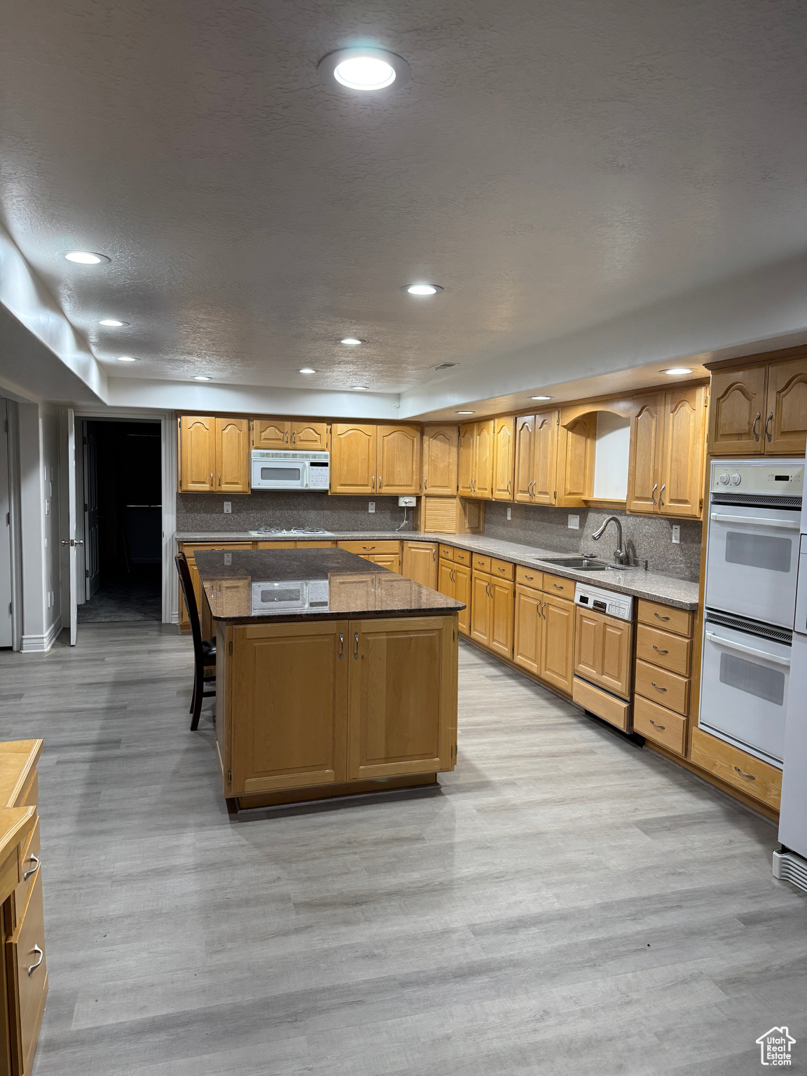 PEPPERWOOD - Residential