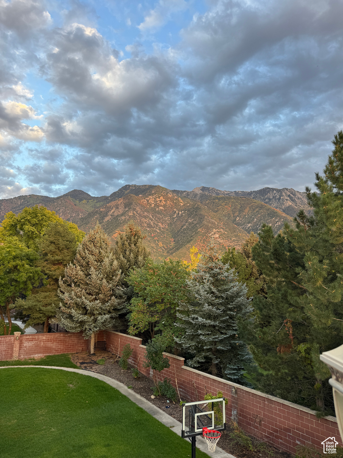 PEPPERWOOD - Residential