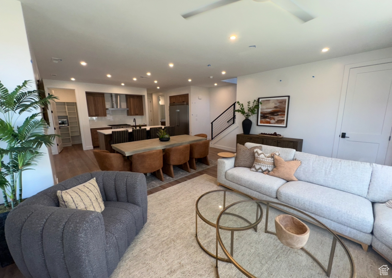 DESERT COLOR RESORT PH 2A 1ST AMD - Residential