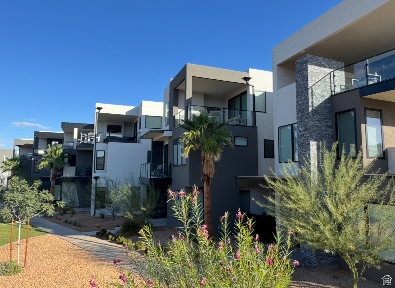 DESERT COLOR RESORT PH 2A 1ST AMD - Residential