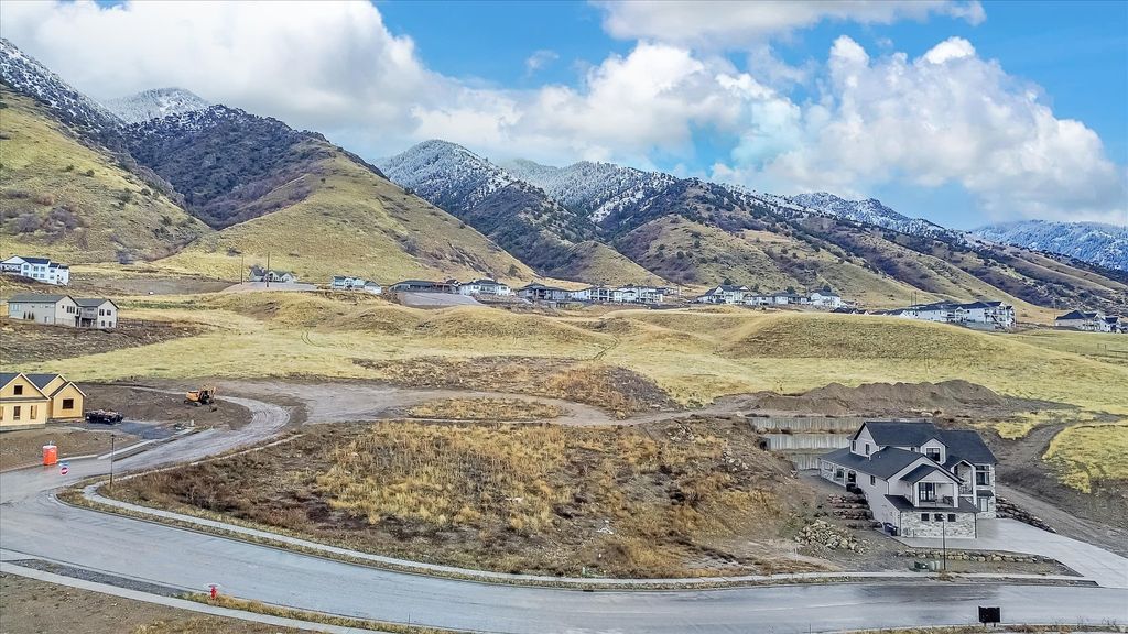 Photo of 281 N SHERWOOD DR #24, Providence, UT 84332 (MLS # 2129100)