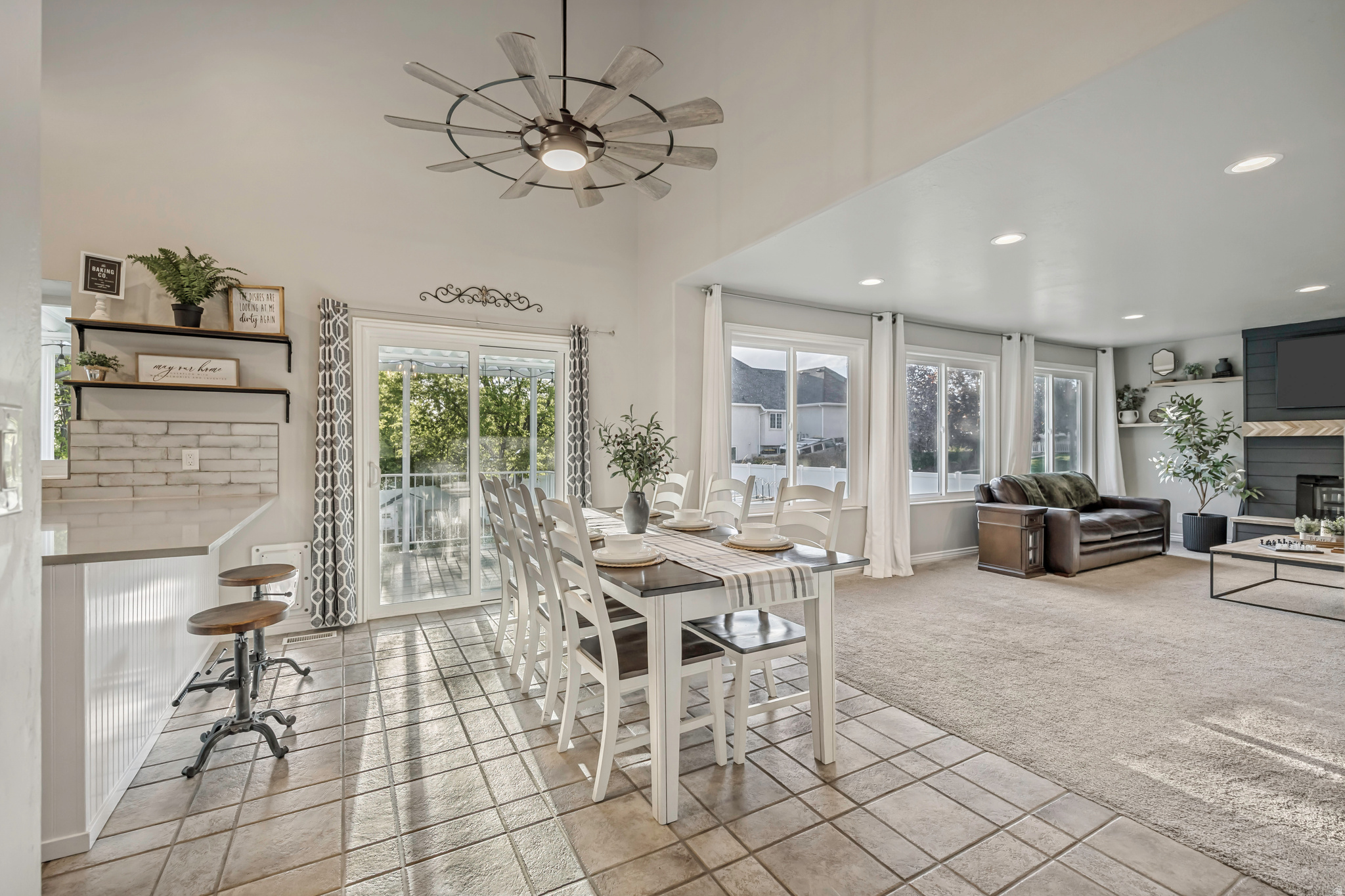 PLEASANT VIEW ESTATE - Residential