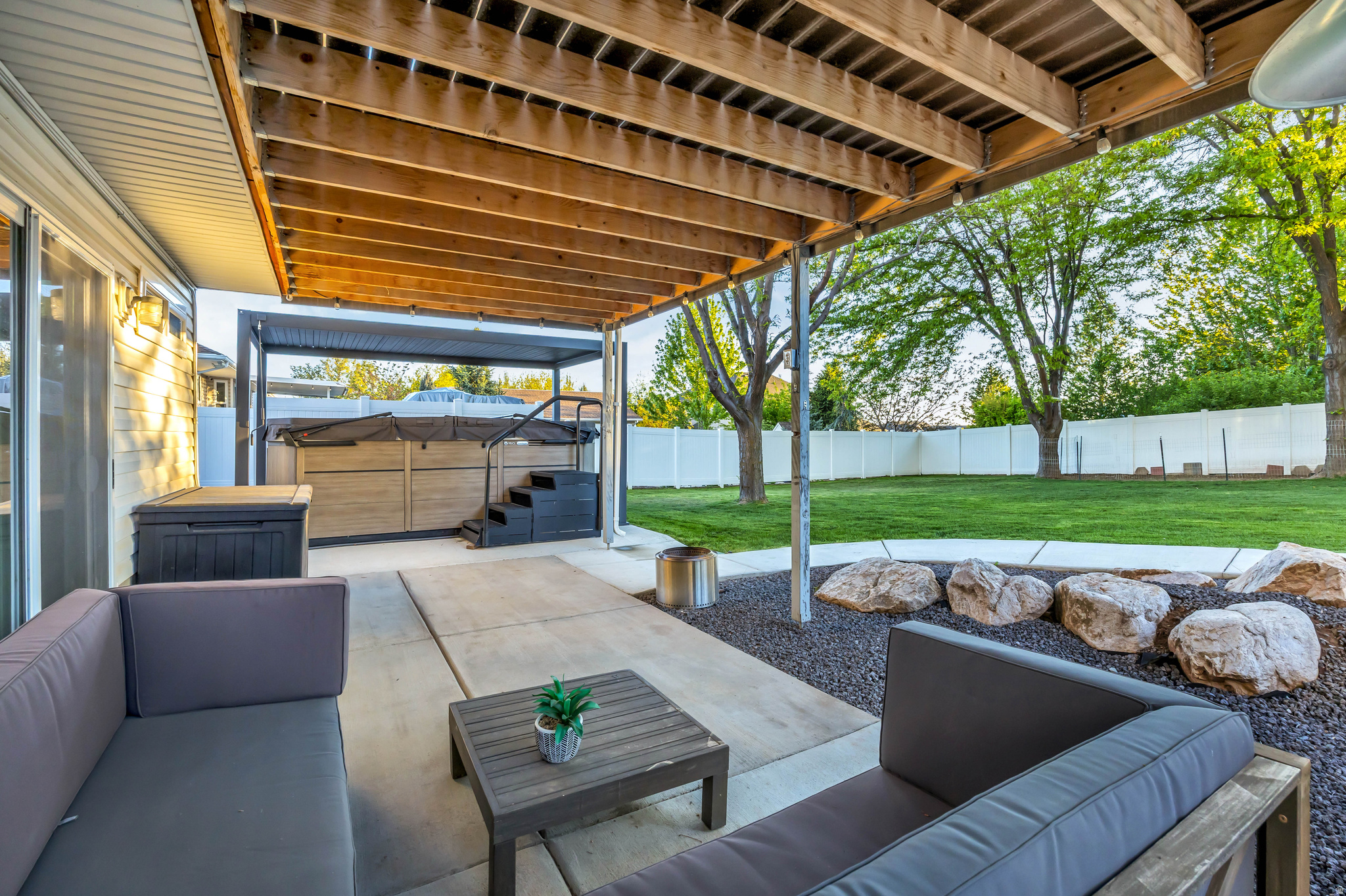 PLEASANT VIEW ESTATE - Residential