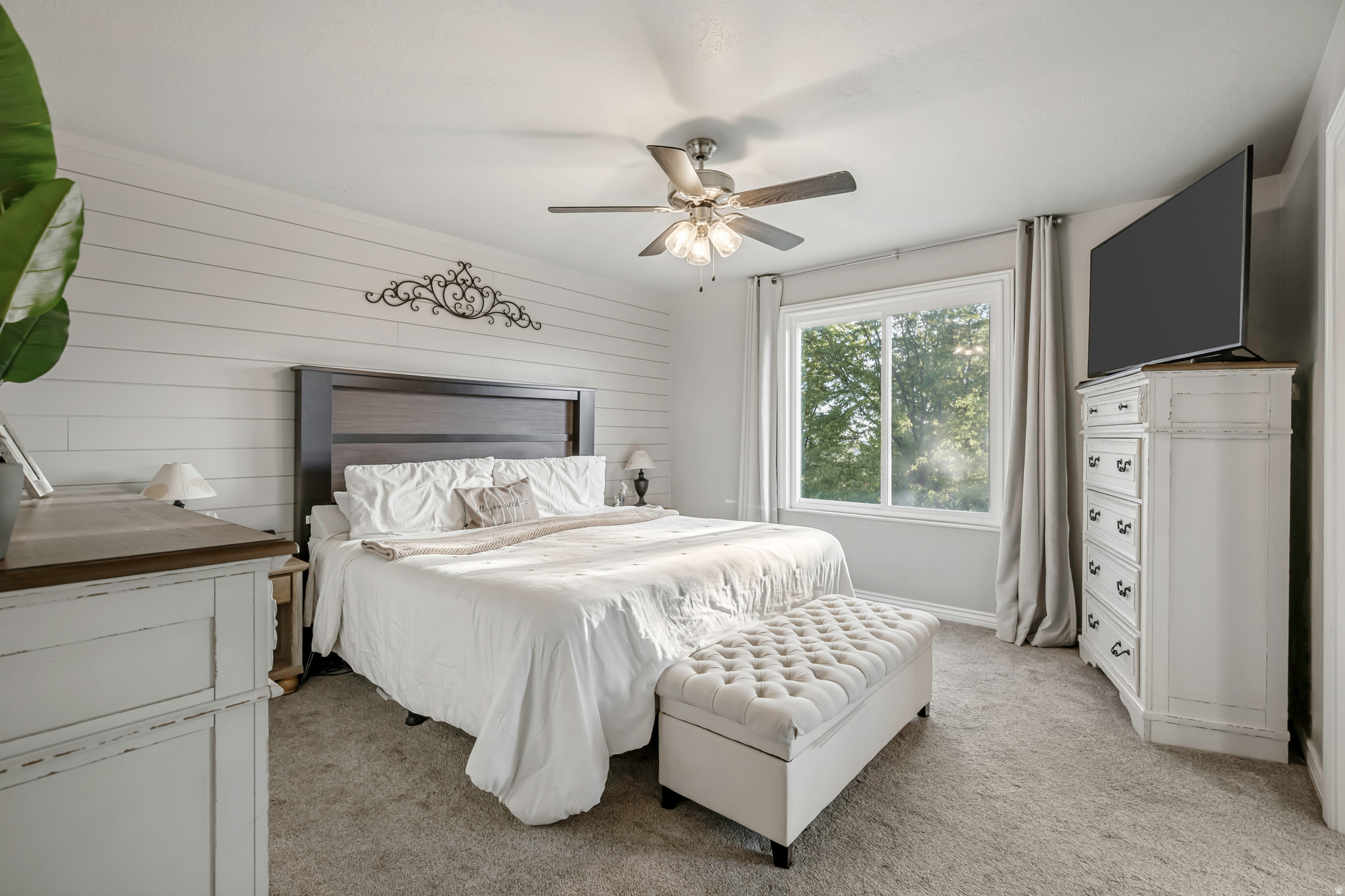 PLEASANT VIEW ESTATE - Residential
