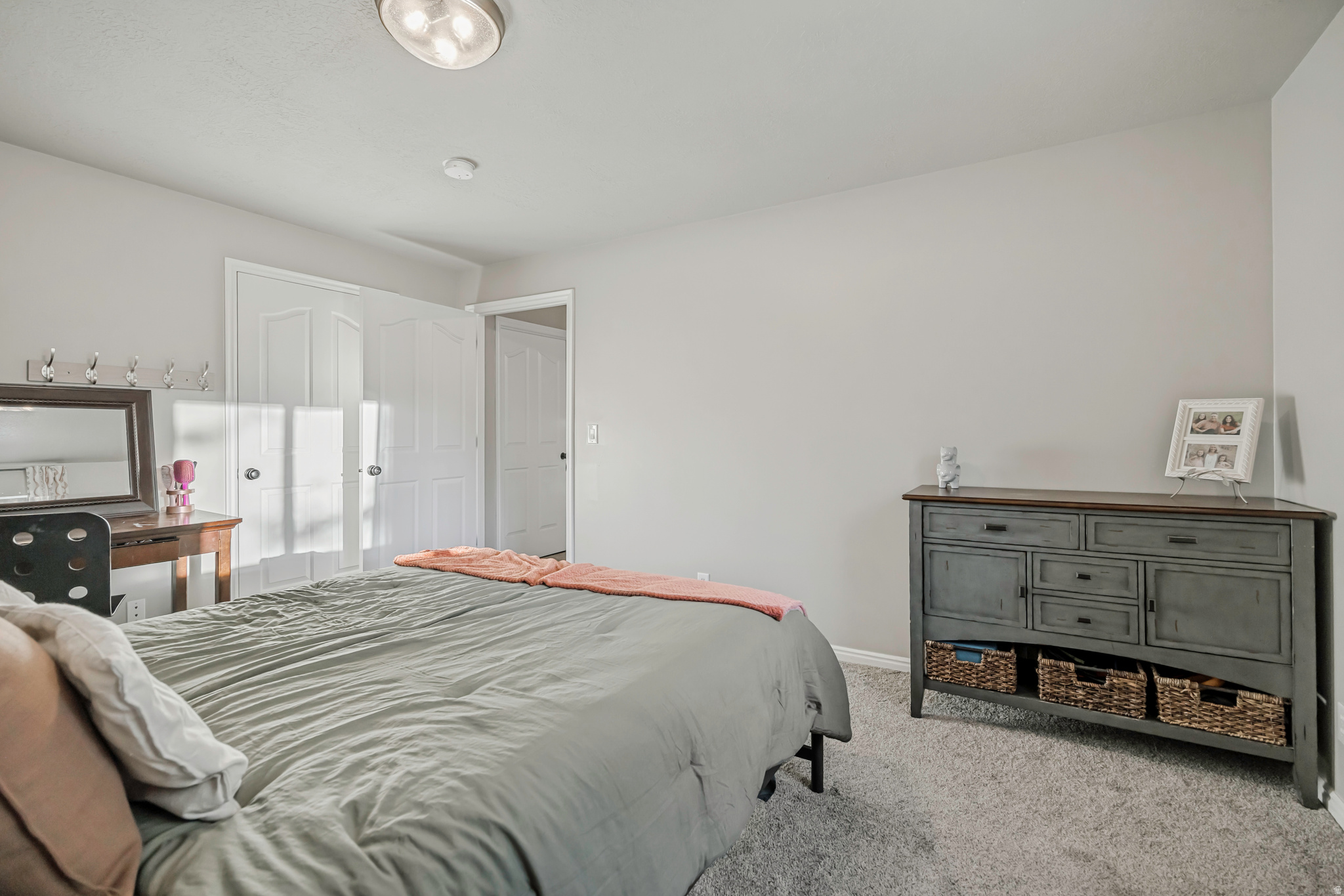 PLEASANT VIEW ESTATE - Residential