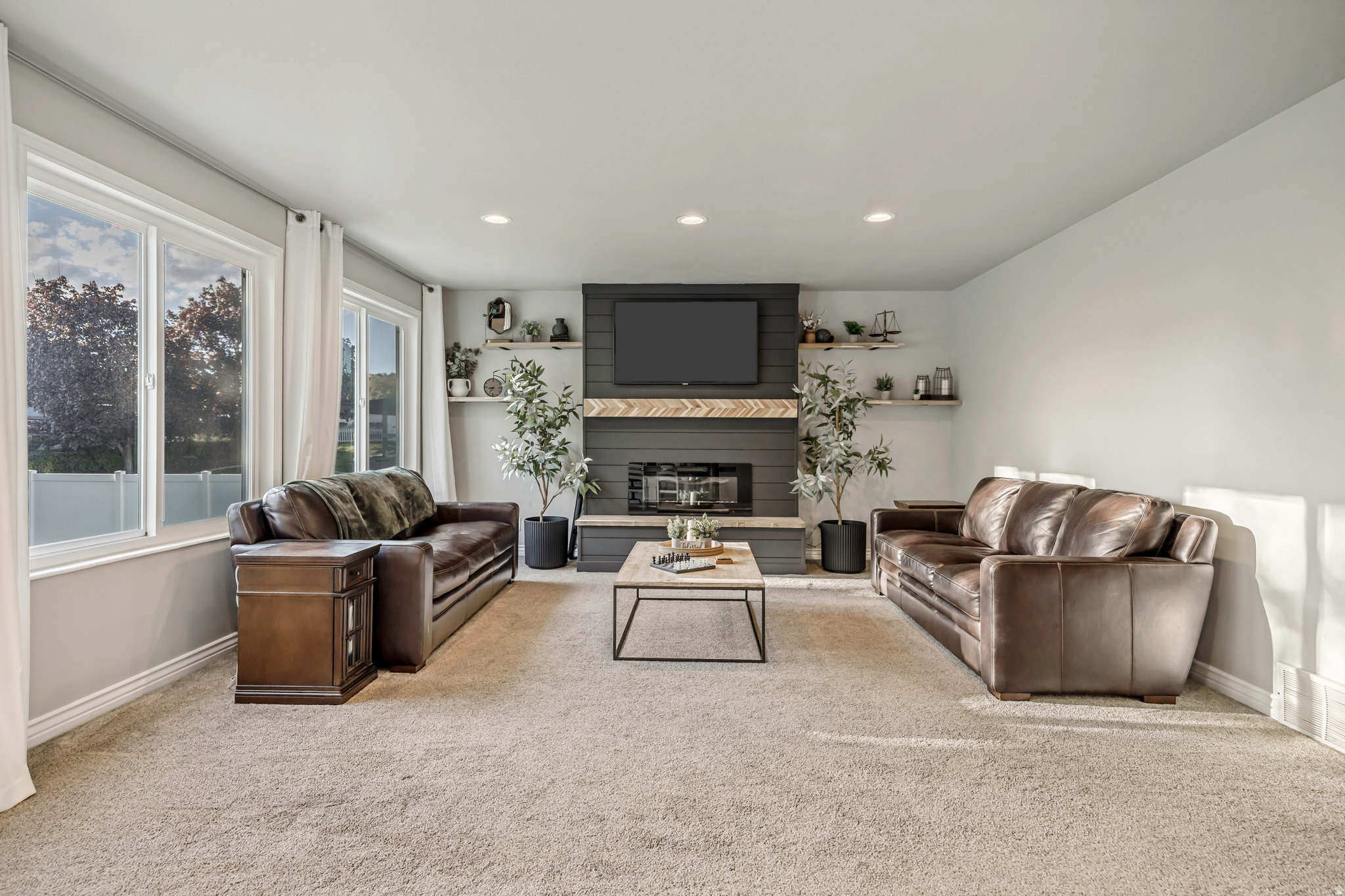 PLEASANT VIEW ESTATE - Residential