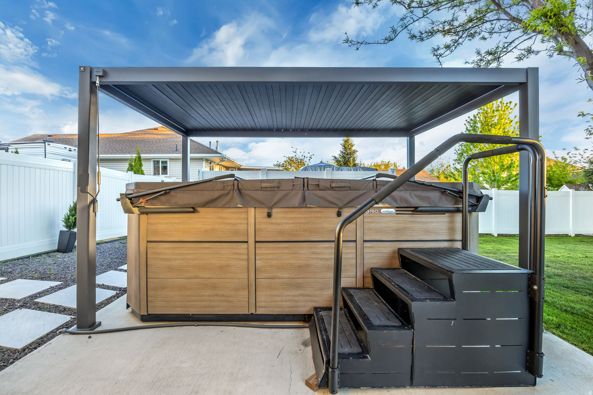 PLEASANT VIEW ESTATE - Residential