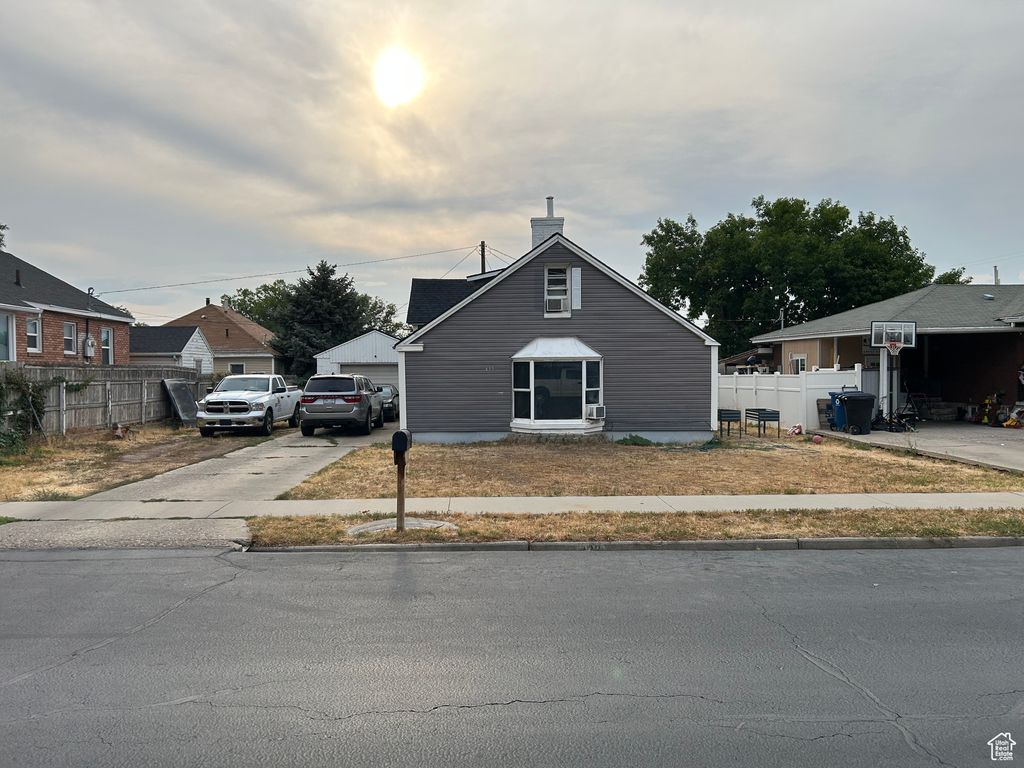 Photo of 433 N 100 ST W, Spanish Fork, UT 84660 (MLS # 2118422)
